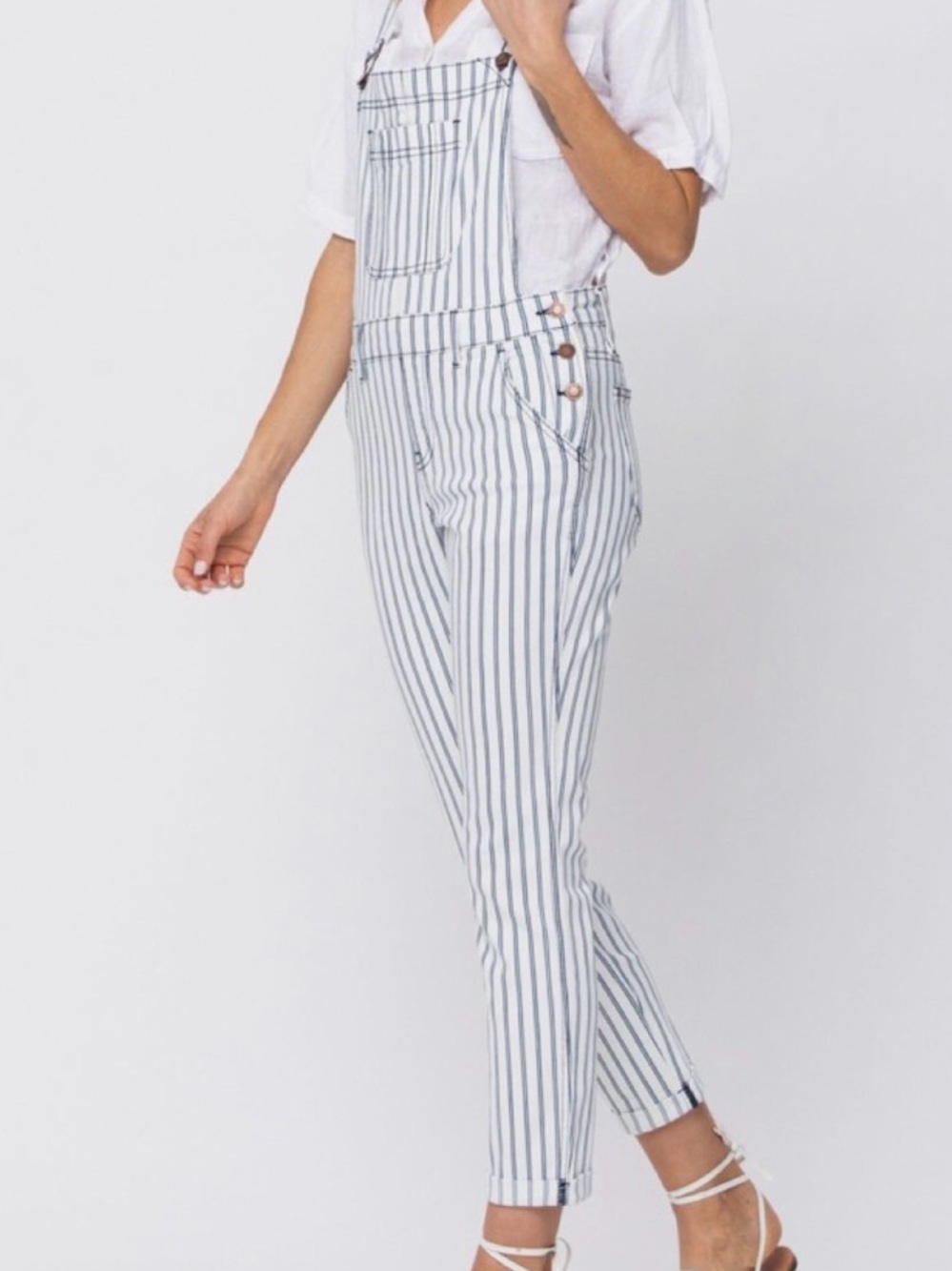 NWT Judy Blue Size 1x Striped White & Blue Painter Overalls *small call out